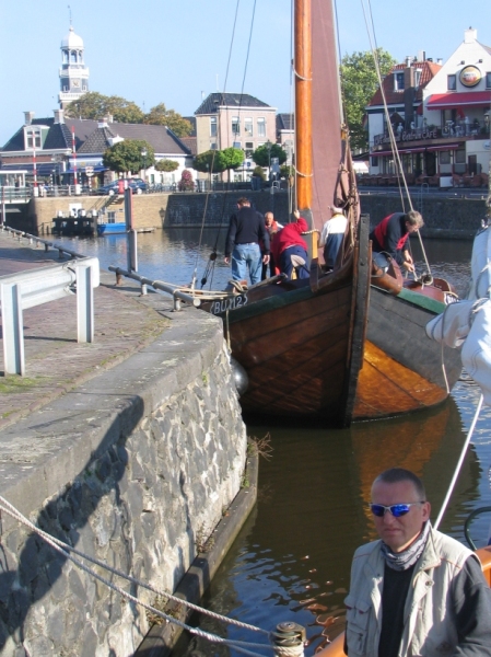 Hinter der Schleuse in Lemmer
